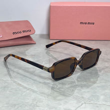 Carregar imagem no visualizador da galeria, Óculos de Sol Feminino Pequeno Miu