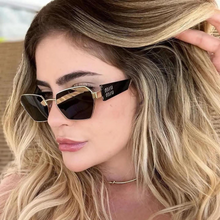 Carregar imagem no visualizador da galeria, Óculos de Sol Miu Miu Milano