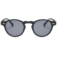 Preto com Lentes Pretas