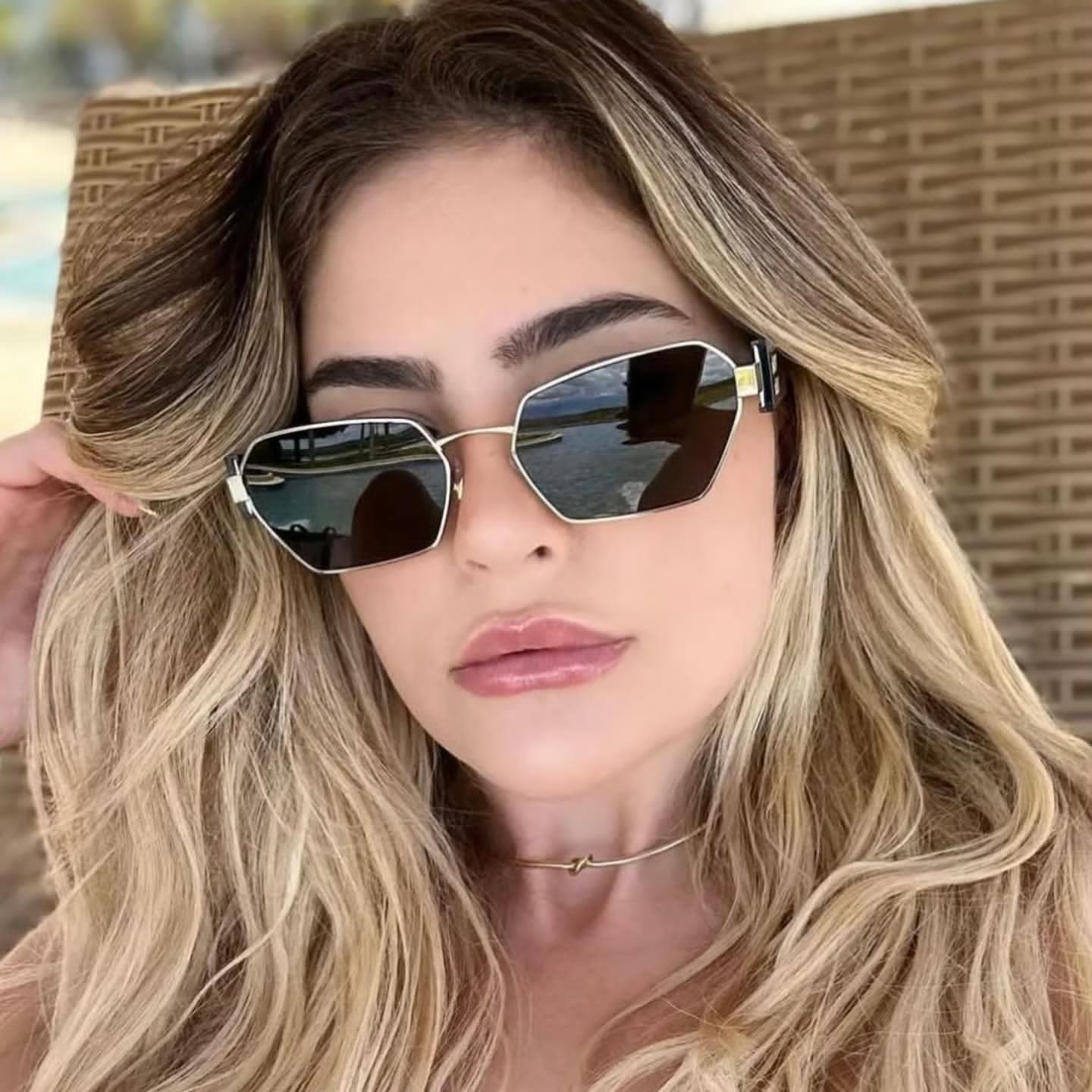 Óculos de Sol Miu Miu Milano