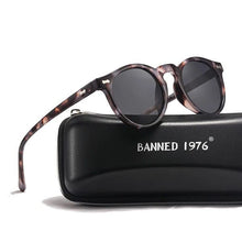 Carregar imagem no visualizador da galeria, Óculos de Sol Feminino Redondo Polarizado Moda Vintage
