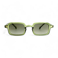 Verde com Lentes Escuras